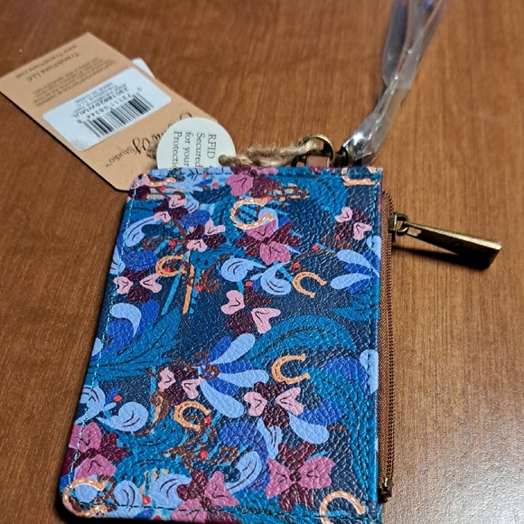 catchfly studio Handbags - Catchfly Studio Floral Pattern Wristlet Card Holder
